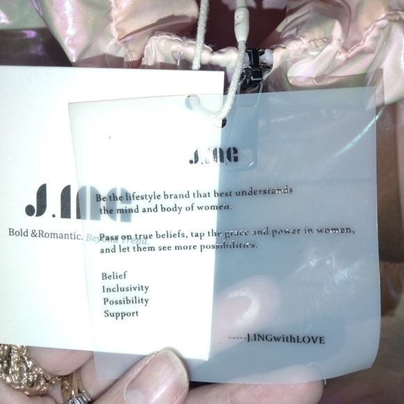 J.inc beautiful pink shiny down jacket size medium - Picture 5 of 8